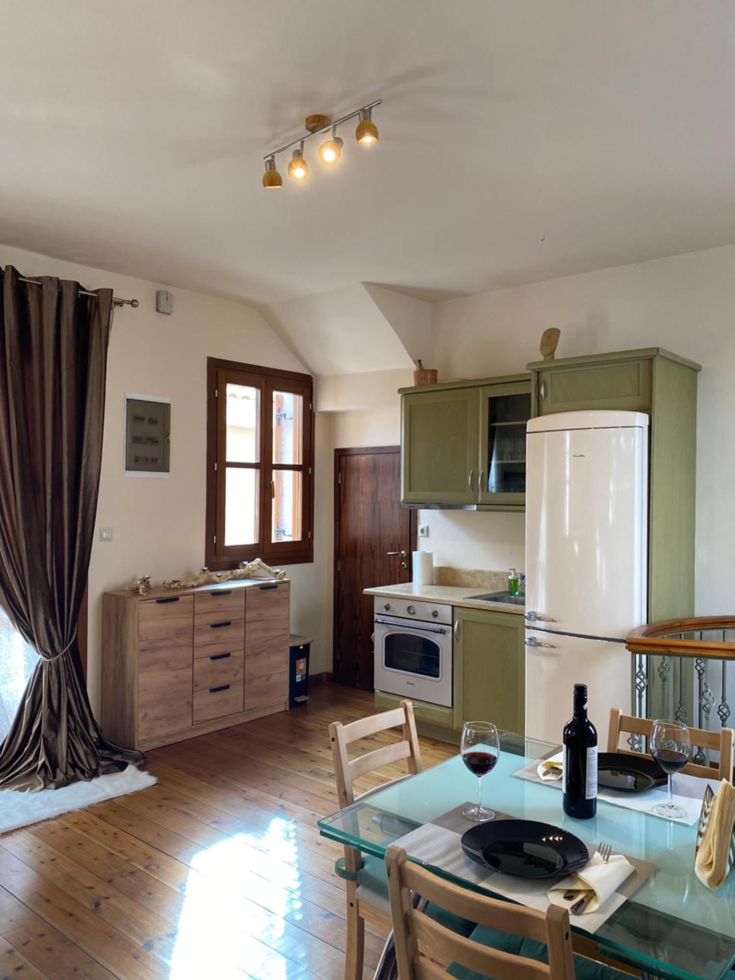Delfi'S Cozy Maisonette Luaran gambar